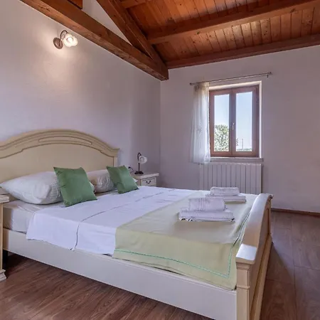 Stunning In With Wifi Apartment *