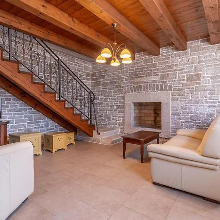 Stunning In With Wifi Apartment *